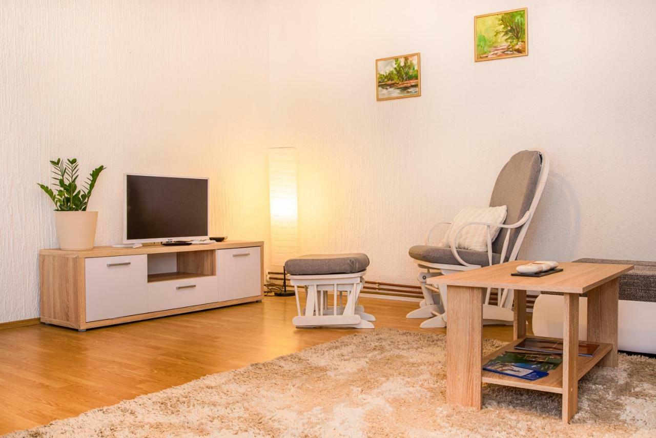 Apartman Tri mudraca Apartment Karanac Bagian luar foto